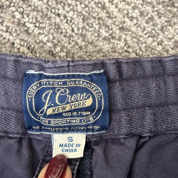 J crew men’s navy shorts! 🩳 - Picture 4 of 5